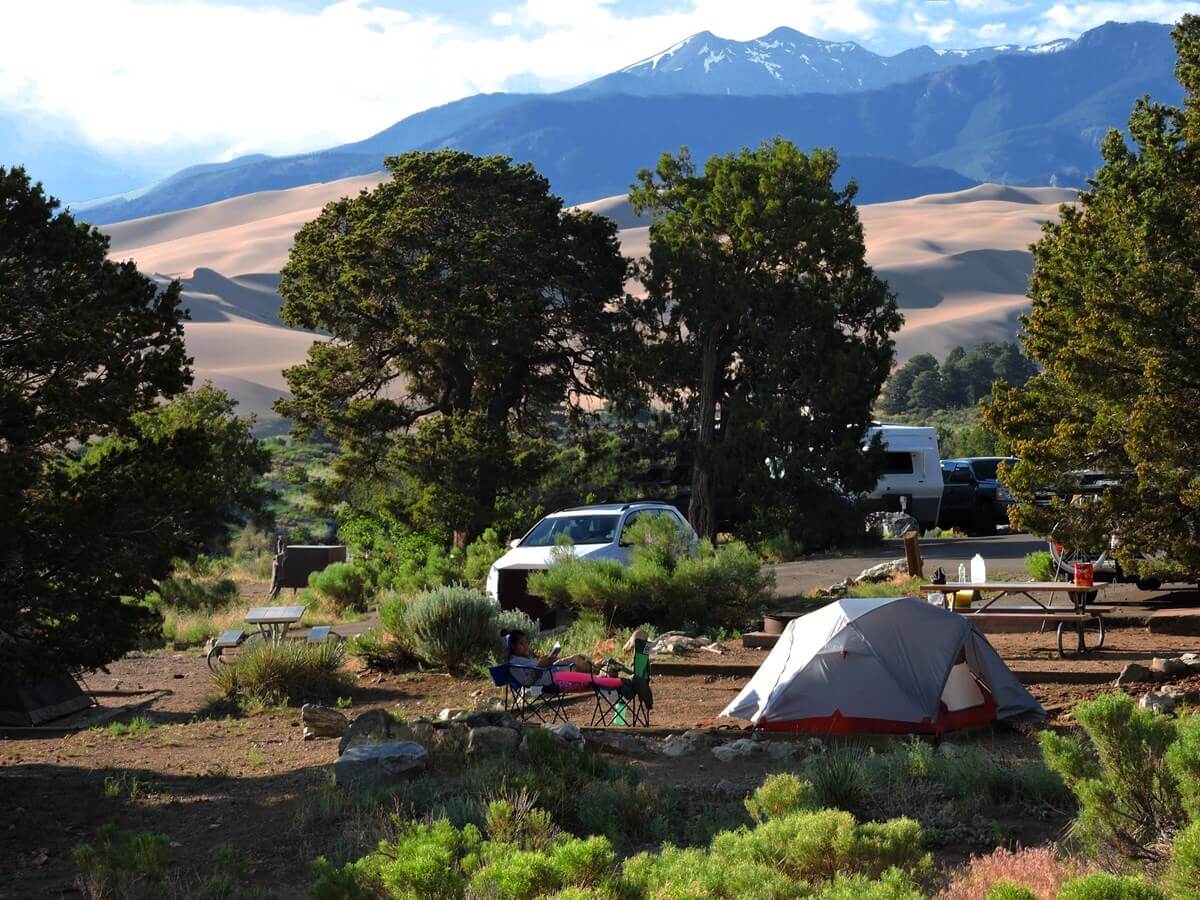 Company willing to pay $1000 to go camping with no phone, no internet access at national park